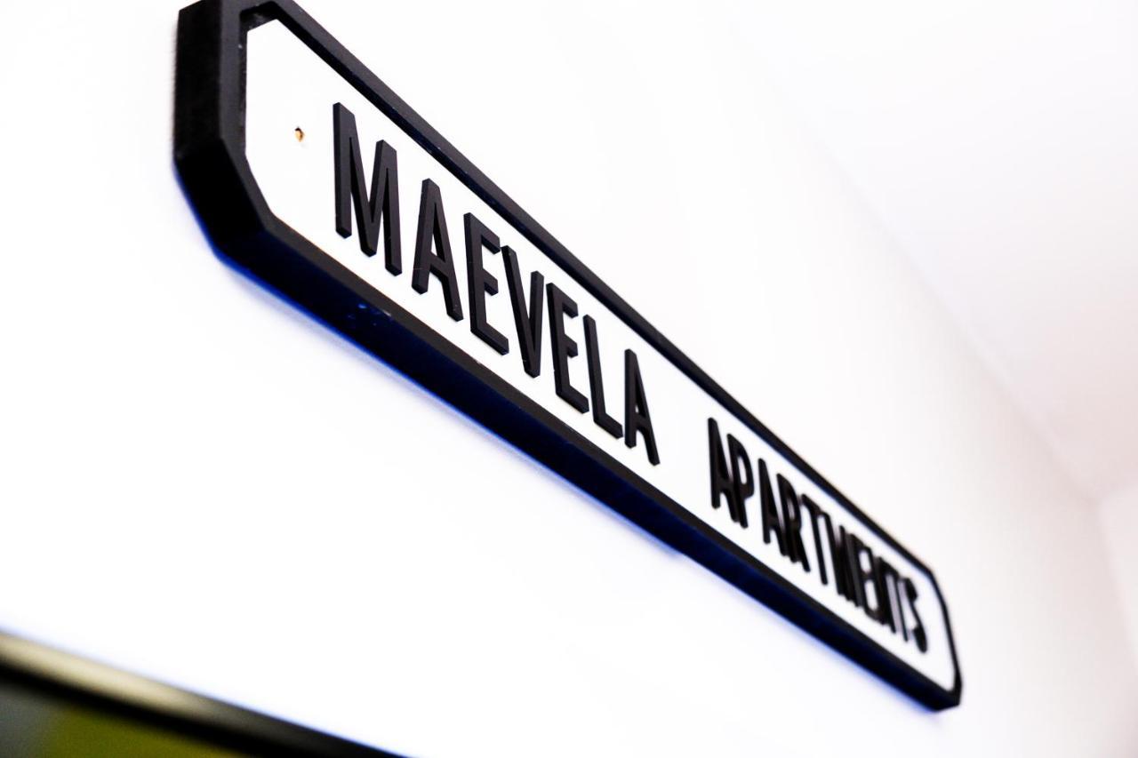Maevela Apartments - Arcadian Versace Themed Apt ☆ Huge Balcony / Free Parking → Free Netflix -2 Min Walk From Birmingham Hippodrome Theatre, Arcadian, China Town, Sidewalk Club, Gay Village, 5 Mins From New Street Train Station - Birmingham Grand Ce Esterno foto